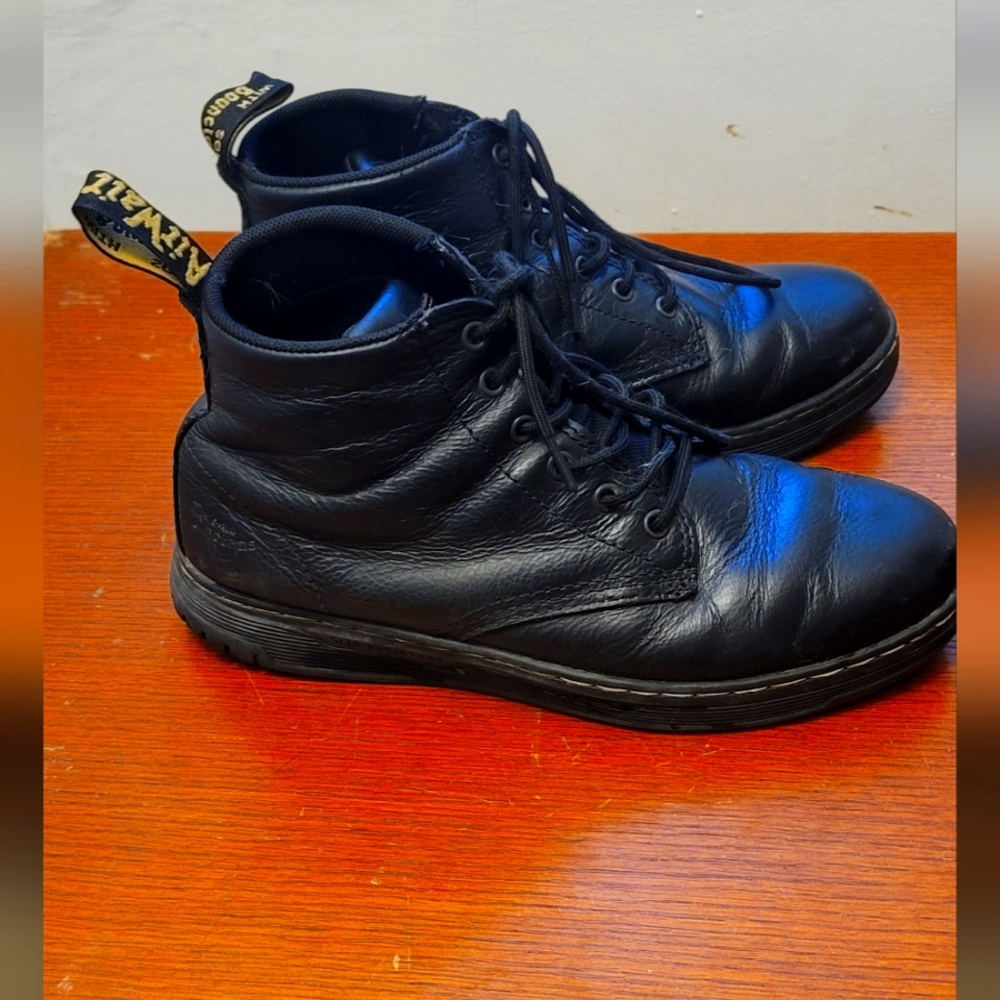 Doc martens mens size 10 us